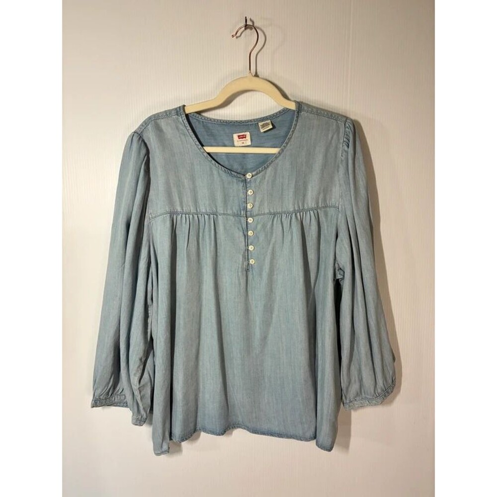 Levi’s Plus Size 2X Light Wash Lyocell Denim Tunic Blouse